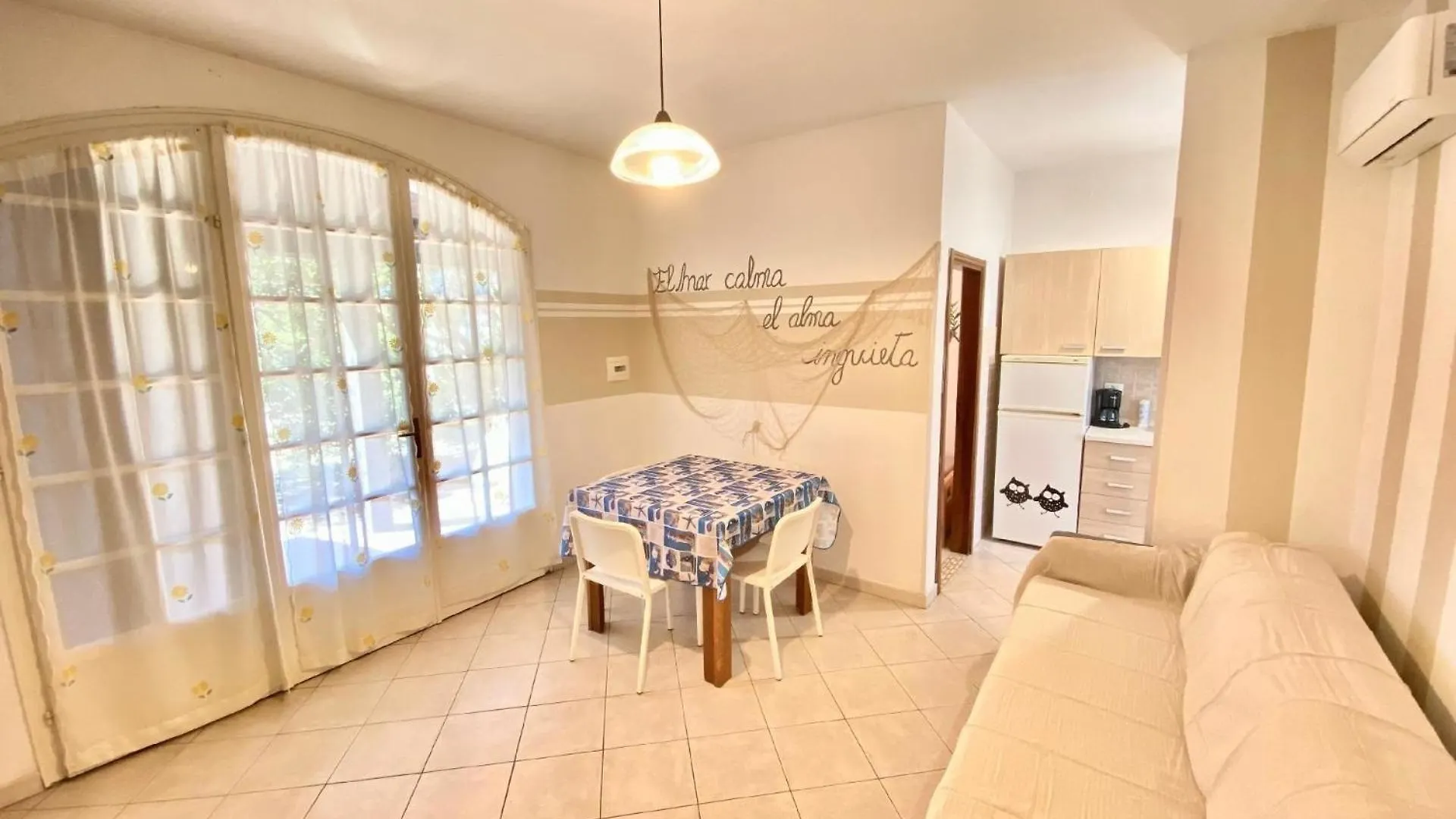 Ferienhaus In Lido Delle Nazioni Mit Privatem Garten Itálie