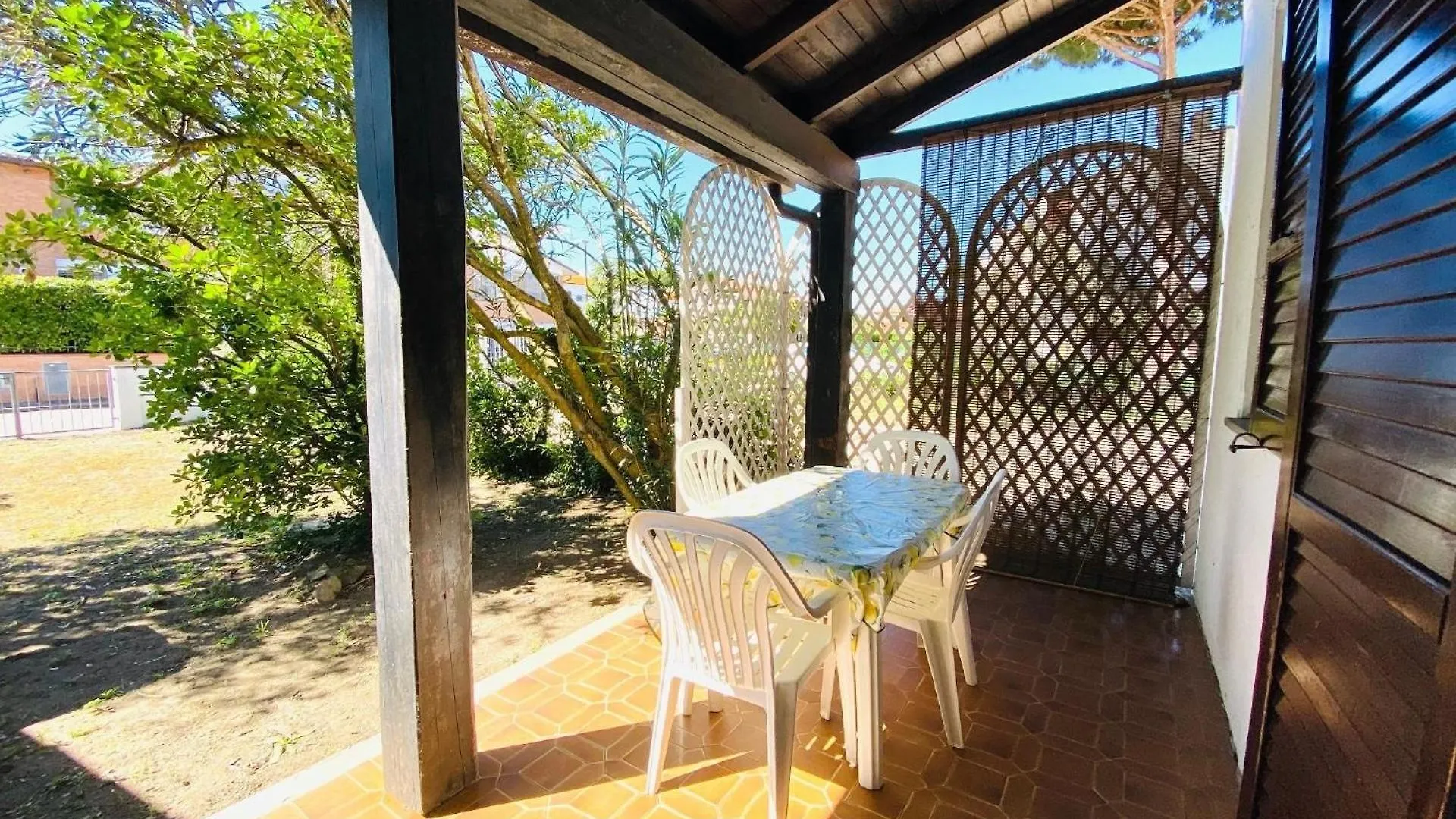 Prázdninový dům Ferienhaus In Lido Delle Nazioni Mit Privatem Garten Itálie